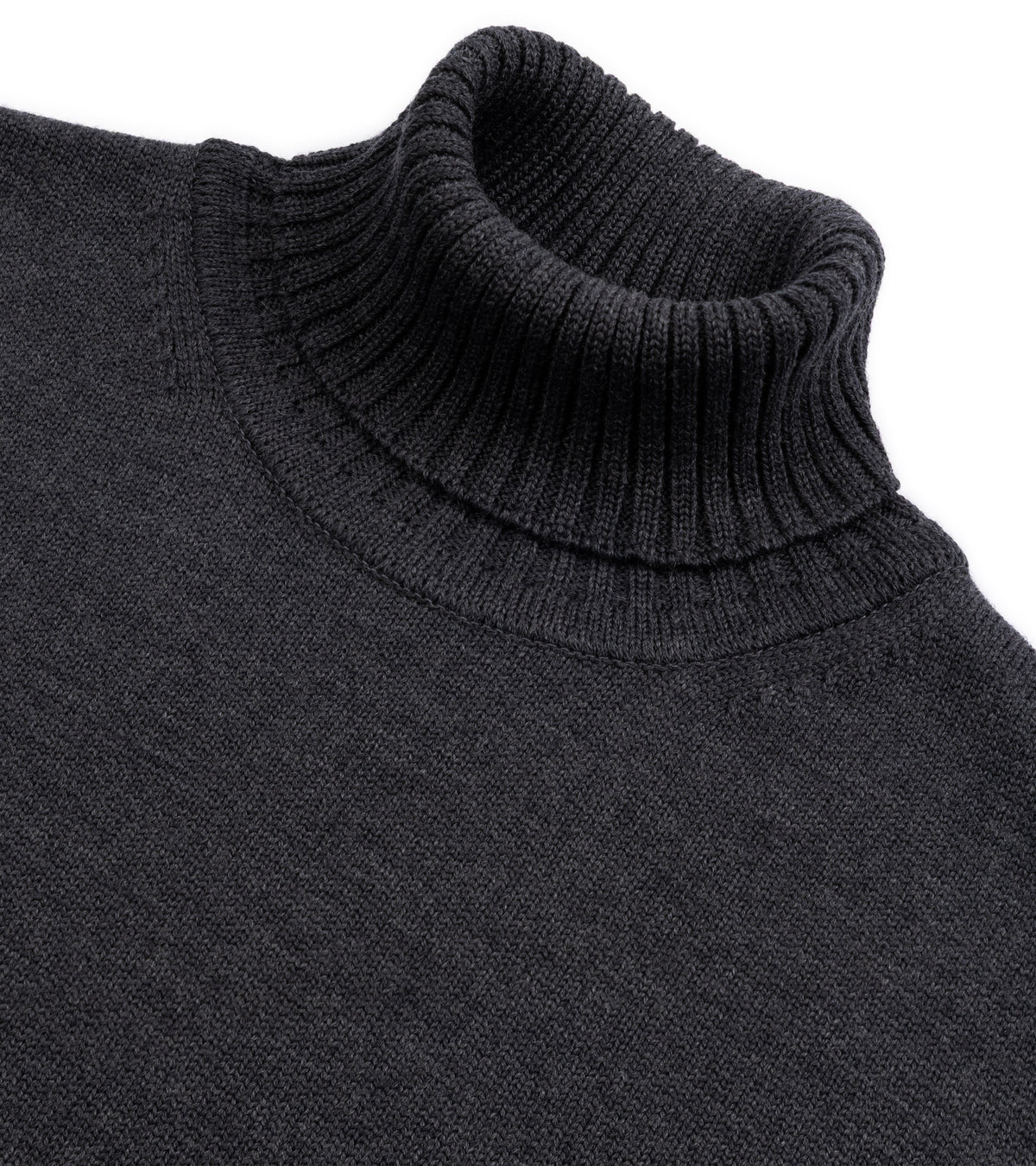 Close up of the Mooncastle Merino Roll Neck Sweater in. Dark Grey. Rid detail on the roll neck.