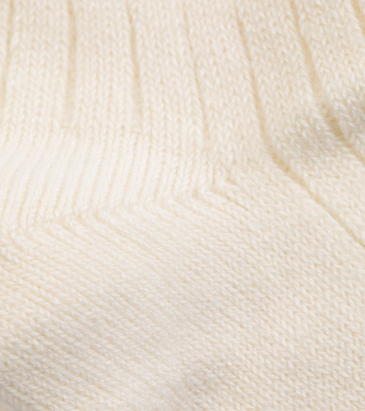 RoToTo Cotton Wool Ribbed Crew Socks: White