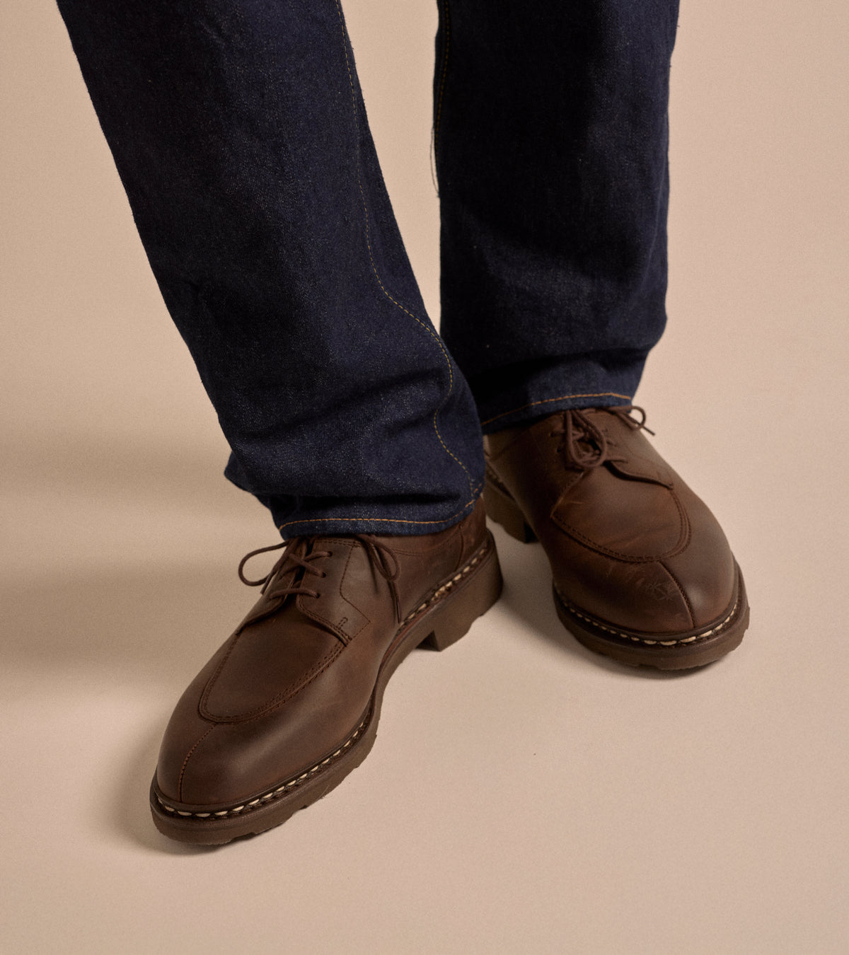 Paraboot Avignon Nubuck Shoe in dark brown, product photo.