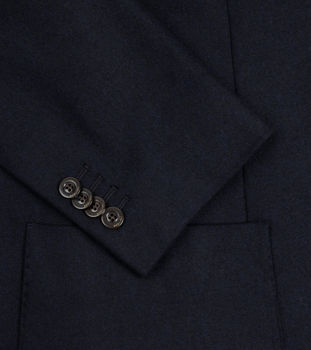 Boglioli Wool Flannel Hopsack K Jacket in Navy. Close-up detail of the cuff with four Boglioli branded buttons.
