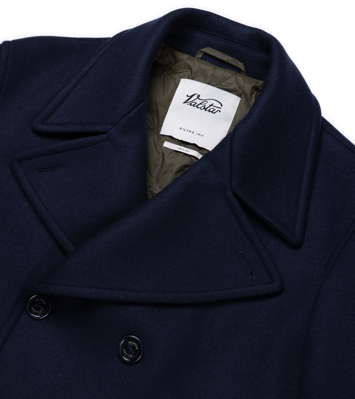 Valstar Ben Padded Wool Felt Jersey Peacoat in Navy. Close-up detail of the collar and wide notch lapels.